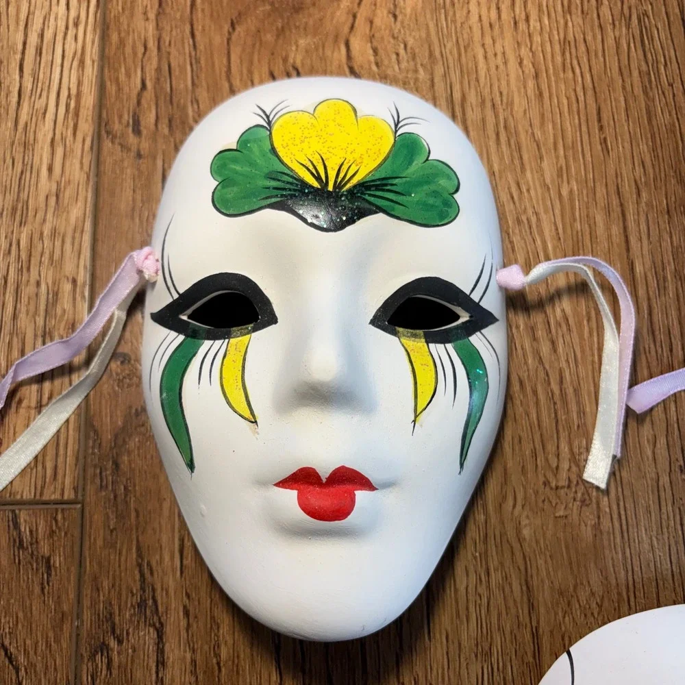Vintage Hand Painted Ceramic Harlequin Masks Set of 3 Glitter Ribbon Decor 5.5in